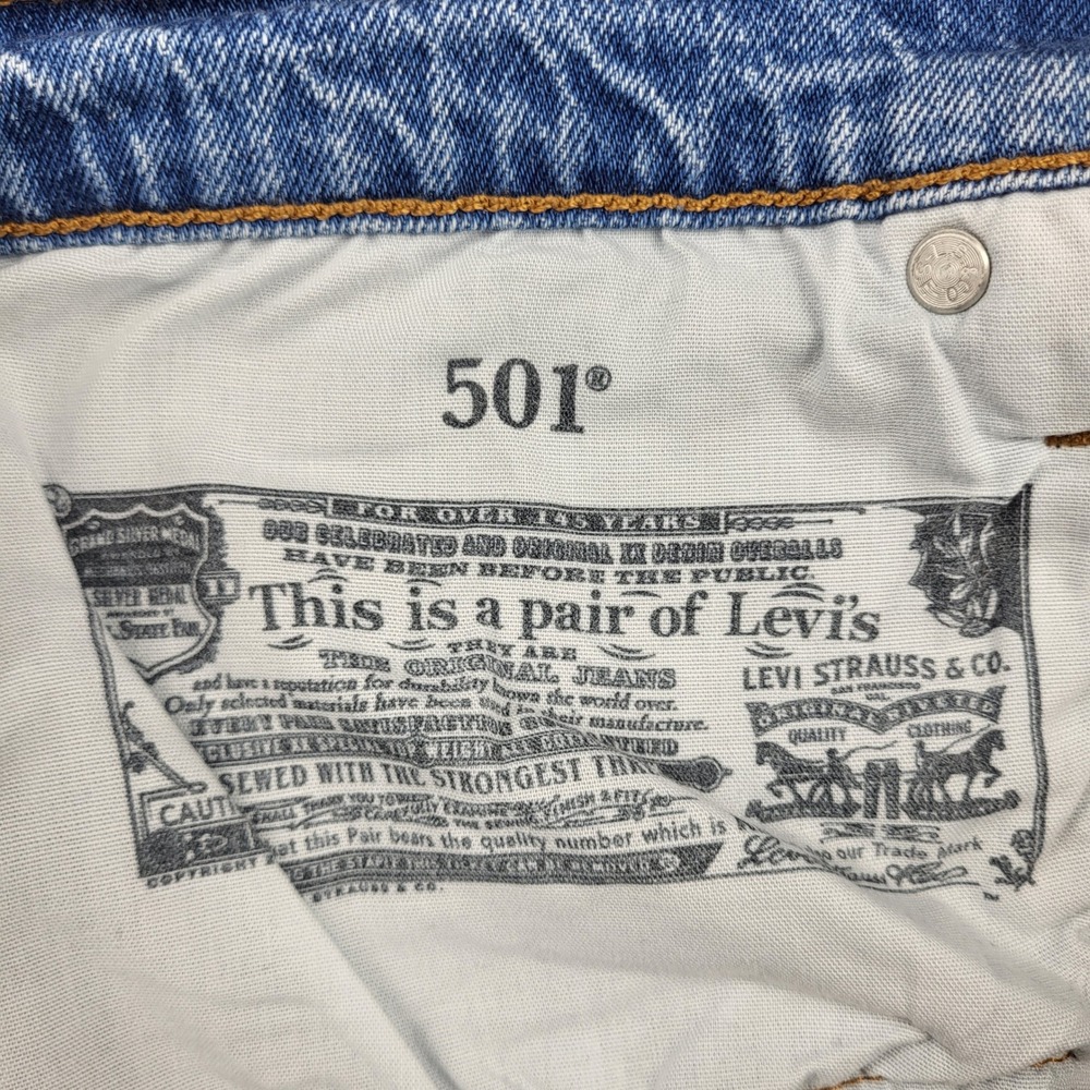 Levis 501 Original High Rise Cut Off Denim Shorts Light Wash Blue W30 Dasiy - Picture 7 of 12